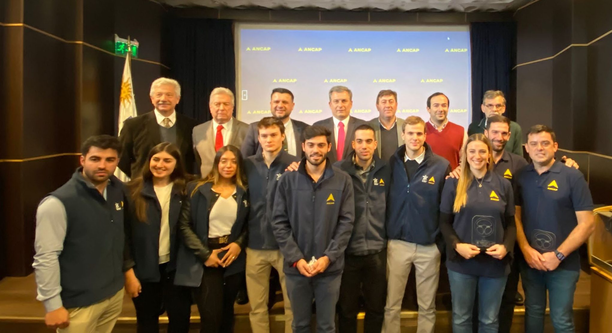 Reconocimientos de Ancap a sus pilotos y al FIA RALLY STAR